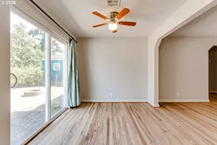 875 W 18th Ave, Eugene, OR 97402 - Photo 10