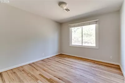875 W 18th Ave, Eugene, OR 97402 - Photo 26