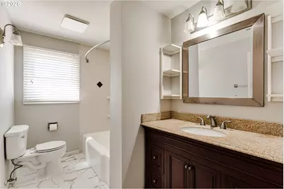 875 W 18th Ave, Eugene, OR 97402 - Photo 18