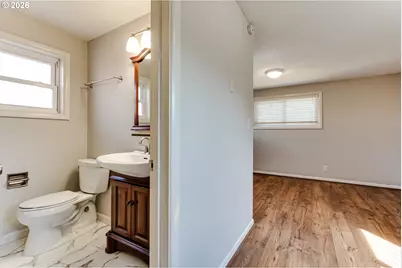 875 W 18th Ave, Eugene, OR 97402 - Photo 30