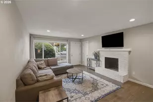 256 Gregory Ln SE, Salem, OR 97302 - Photo 8