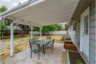 256 Gregory Ln SE, Salem, OR 97302 - Photo 28
