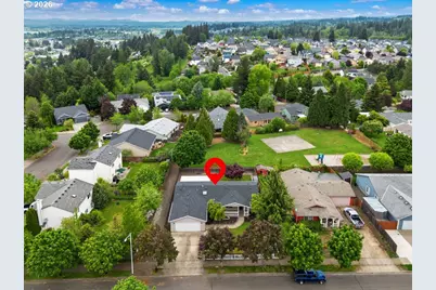 577 SE Dance Dr, Estacada, OR 97023 - Photo 36