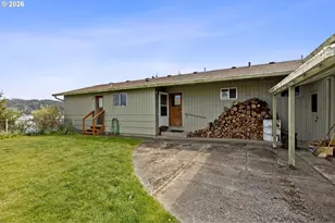 3401 NE Yacht Ave, Lincoln City, OR 97367 - Photo 2