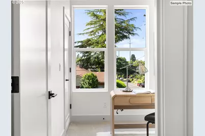 207 NE Going St #3, Portland, OR 97211 - Photo 12