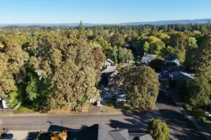 3205 SW 180th Pl, Beaverton, OR 97003 - Photo 46