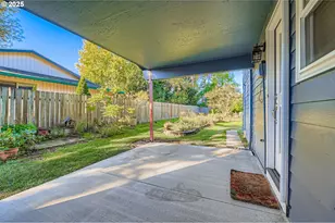 3205 SW 180th Pl, Beaverton, OR 97003 - Photo 30