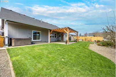 310 Ashwood St, Sutherlin, OR 97479 - Photo 34