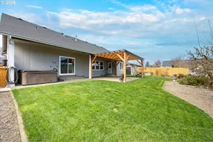 310 Ashwood St, Sutherlin, OR 97479 - Photo 34