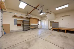 310 Ashwood St, Sutherlin, OR 97479 - Photo 28