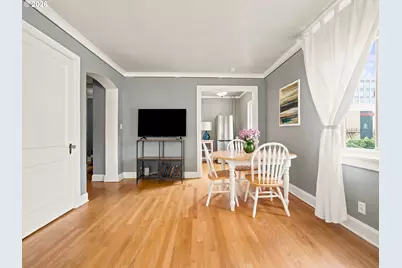 709 SW 16th Ave #304, Portland, OR 97205 - Photo 10