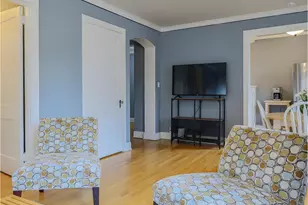 709 SW 16th Ave, Portland, OR 97205 - Photo 8