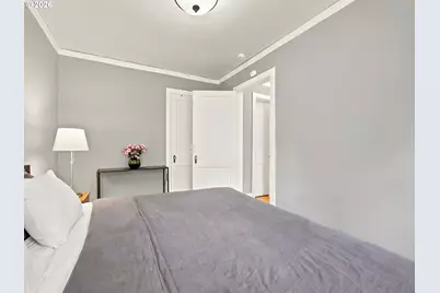 709 SW 16th Ave #304, Portland, OR 97205 - Photo 16