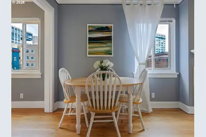 709 SW 16th Ave #304, Portland, OR 97205 - Photo 10
