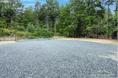 90862 Oyster Cove Ln, Coos Bay, OR 97420 - Photo 40