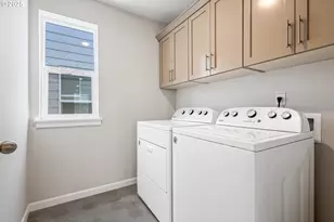 18600 SW Bluebird Ln, Beaverton, OR 97003 - Photo 20