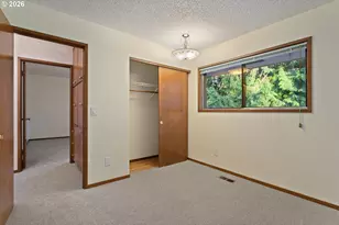 2816 SW Plum Ct, Portland, OR 97219 - Photo 24