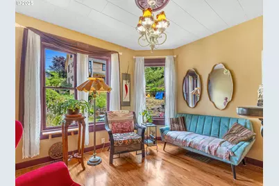 143 Washington St, Astoria, OR 97103 - Photo 8