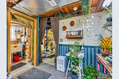 143 Washington St, Astoria, OR 97103 - Photo 26