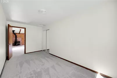 36250 Enterprise Rd, Creswell, OR 97426 - Photo 12