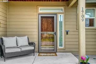 1709 NW 22nd Ave, Battle Ground, WA 98604 - Photo 2