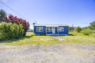1025 N Lake Rd, Lakeside, OR 97449 - Photo 1