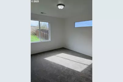 189 Quincy Ave, Roseburg, OR 97471 - Photo 8