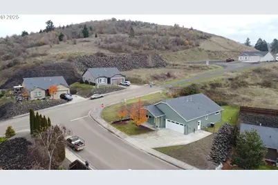 189 Quincy Ave, Roseburg, OR 97471 - Photo 18