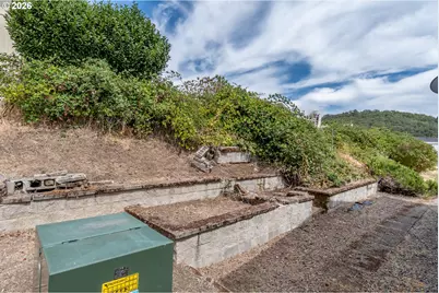 608 Shadow Ranch Ln, Roseburg, OR 97470 - Photo 8