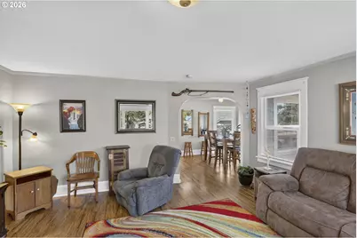 335 N 6th St, Saint Helens, OR 97051 - Photo 28