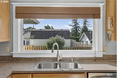 335 N 6th St, Saint Helens, OR 97051 - Photo 34