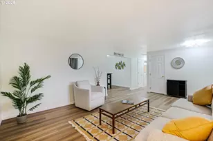 6050 SW Cross Creek Dr, Beaverton, OR 97078 - Photo 6