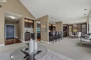 225 S Montgomery St, Portland, OR 97201 - Photo 10