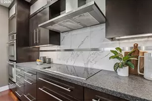 225 S Montgomery St, Portland, OR 97201 - Photo 18
