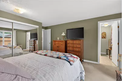 177 NE 34th Ct, Hillsboro, OR 97124 - Photo 22