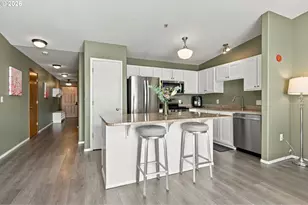 15325 NW Central Dr, Portland, OR 97229 - Photo 14