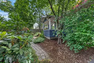 8015 N Mississippi Ave, Portland, OR 97217 - Photo 2