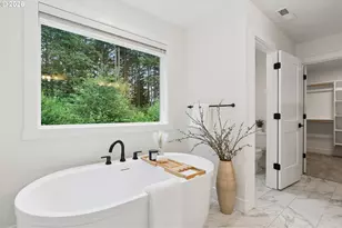 10025 SE Nicholas Dr, Happy Valley, OR 97086 - Photo 22
