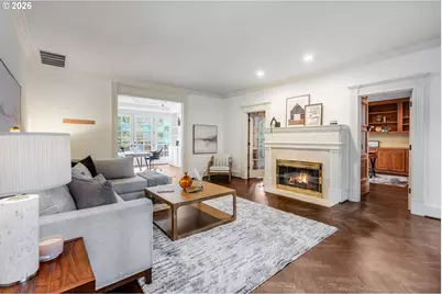 965 S Comus St, Portland, OR 97219 - Photo 4