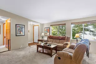 18485 SW Pacific Dr, Tualatin, OR 97062 - Photo 10