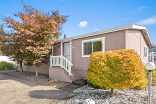 18485 SW Pacific Dr, Tualatin, OR 97062 - Photo 4