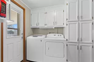 18485 SW Pacific Dr, Tualatin, OR 97062 - Photo 34