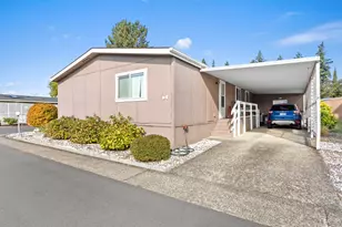 18485 SW Pacific Dr, Tualatin, OR 97062 - Photo 2