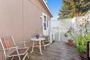 18485 SW Pacific Dr, Tualatin, OR 97062 - Photo 36