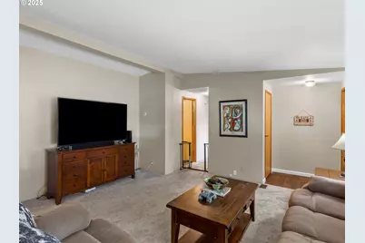 18485 SW Pacific Dr #64, Tualatin, OR 97062 - Photo 12