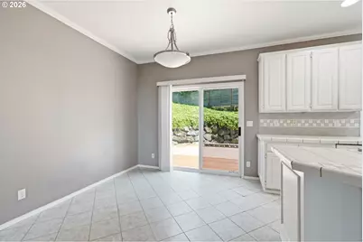 7816 SE Alta Verde Dr, Portland, OR 97266 - Photo 22