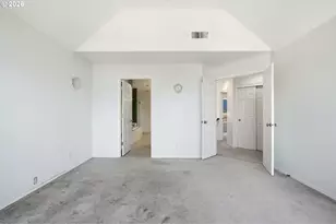 7816 SE Alta Verde Dr, Portland, OR 97266 - Photo 30