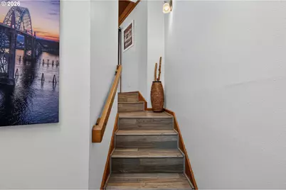 3641 NW Oceanview Dr #105, Newport, OR 97365 - Photo 4