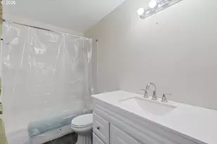 2160 SE Paloma Dr, Gresham, OR 97080 - Photo 18