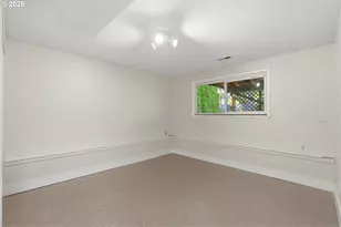 2160 SE Paloma Dr, Gresham, OR 97080 - Photo 28